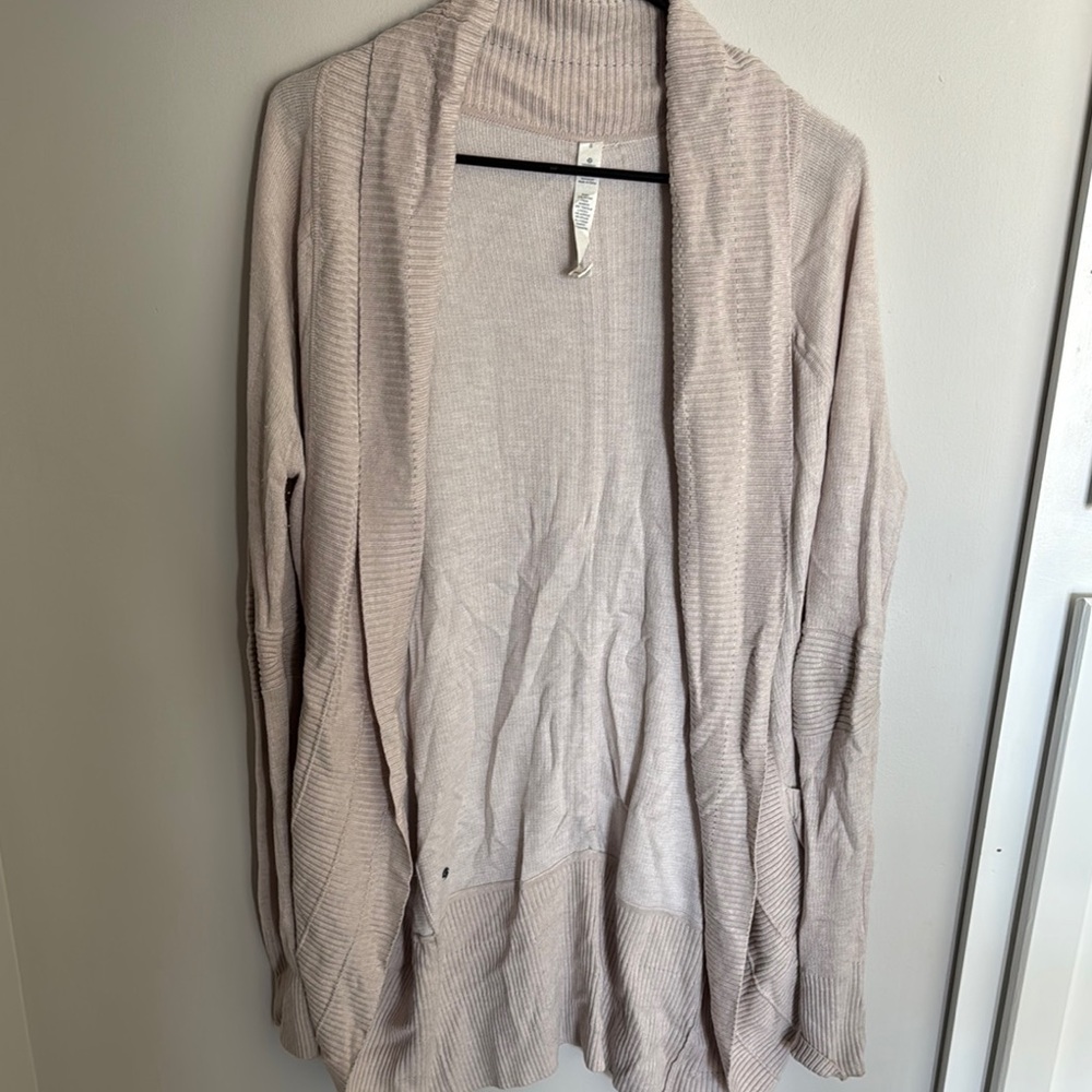 Lululemon Women's Cream Sweater Cardigan